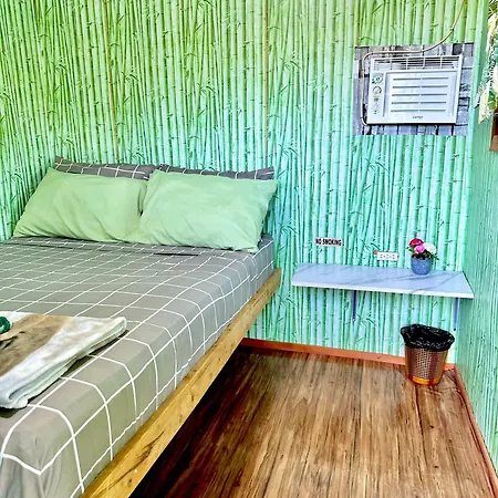 Green Acres Village Cabin Rental With Air Conditioner