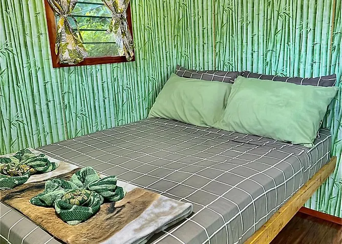 Vakantiehuis Acres Village With Air Conditioner