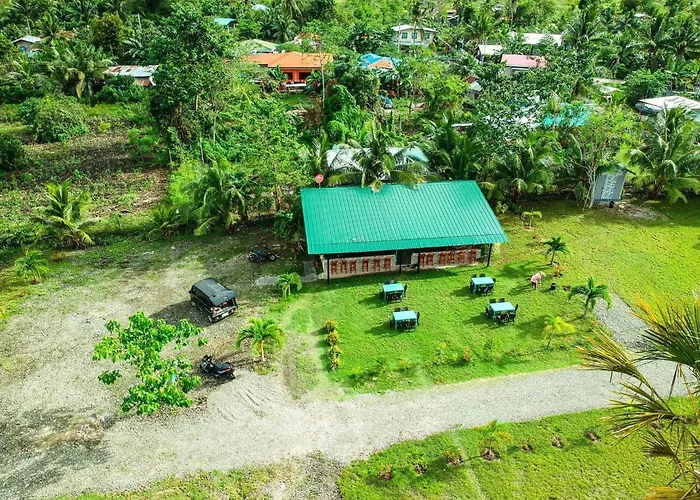 Acres Village With Air Conditioner Vakantiehuis